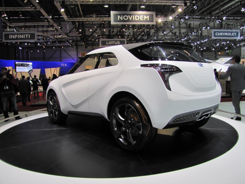 hyundaicurb5.jpg