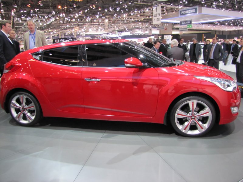 hyundaiveloster16.jpg
