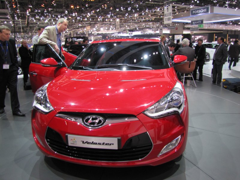 hyundaiveloster20.jpg