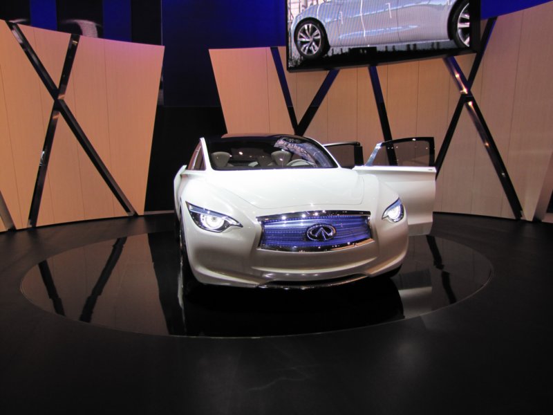 infinitietherea32.jpg