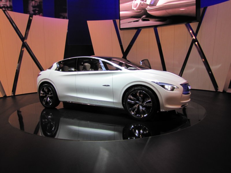infinitietherea33.jpg