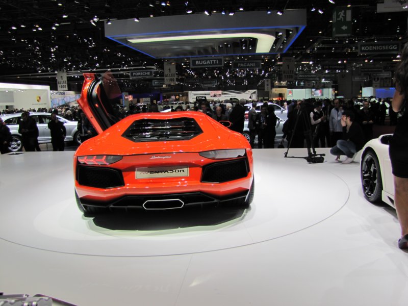 lamborghiniaventador10.jpg