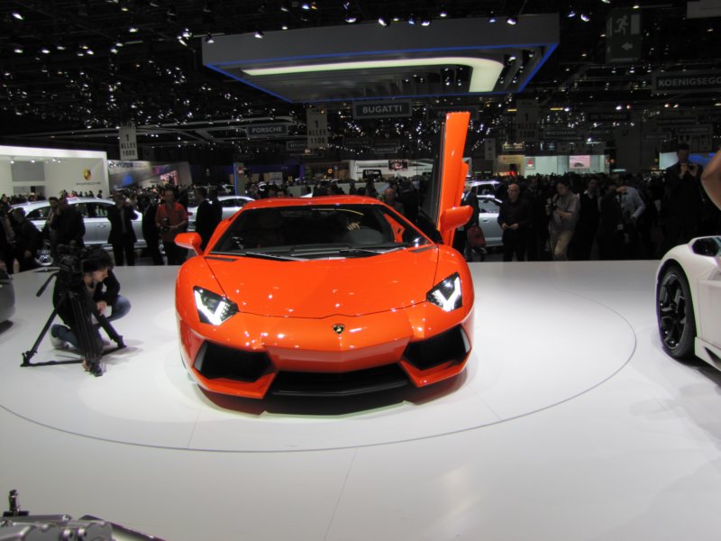 lamborghiniaventador34.jpg