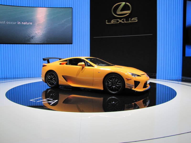 lexuslfanrburgringpackage12.jpg