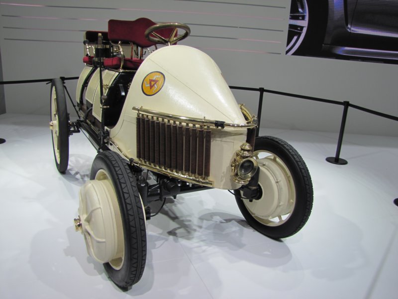 lohnerporschesempervivushybrid19002011.jpg