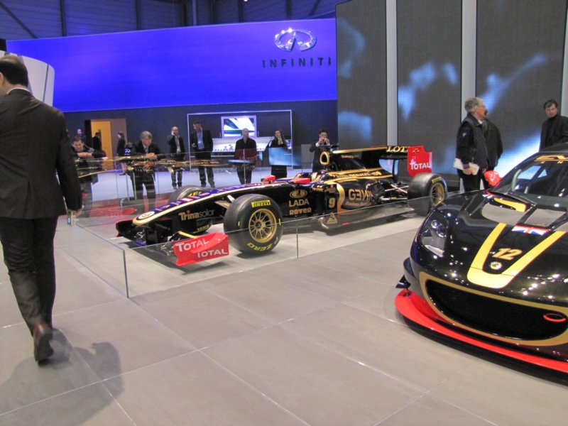 lotusrenaultgp14.jpg
