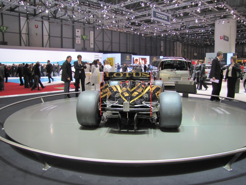 lotusrenaultgp18.jpg