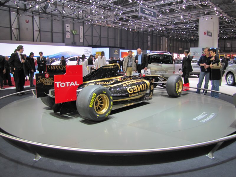 lotusrenaultgp23.jpg