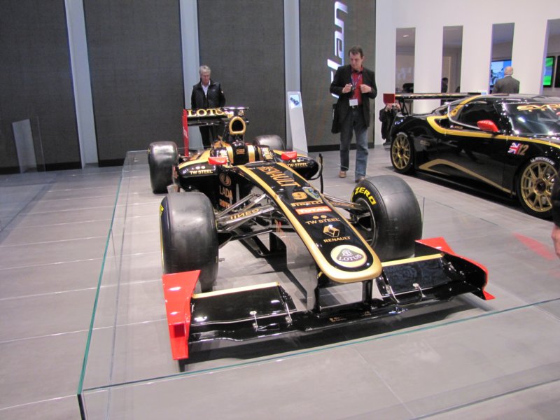 lotusrenaultgp28.jpg