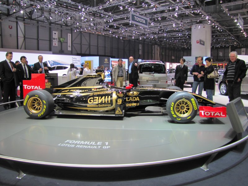 lotusrenaultgp38.jpg