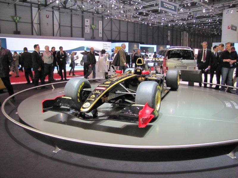 lotusrenaultgp6.jpg