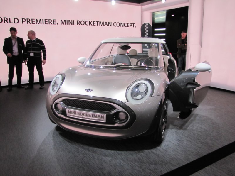minirocketmanconcept6.jpg
