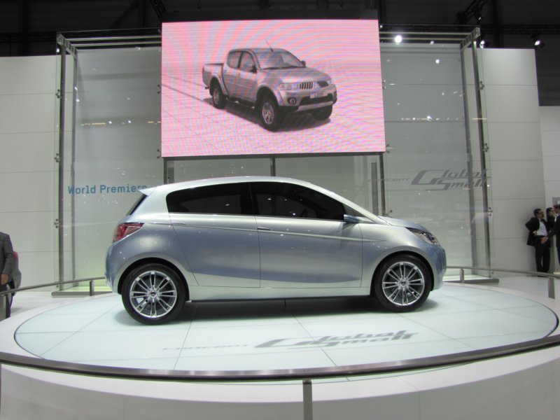 mitsubishiglobalsmallconcept18.jpg