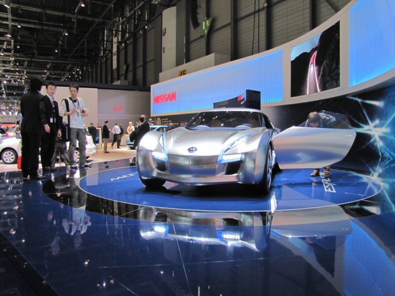 nissanesflow30.jpg