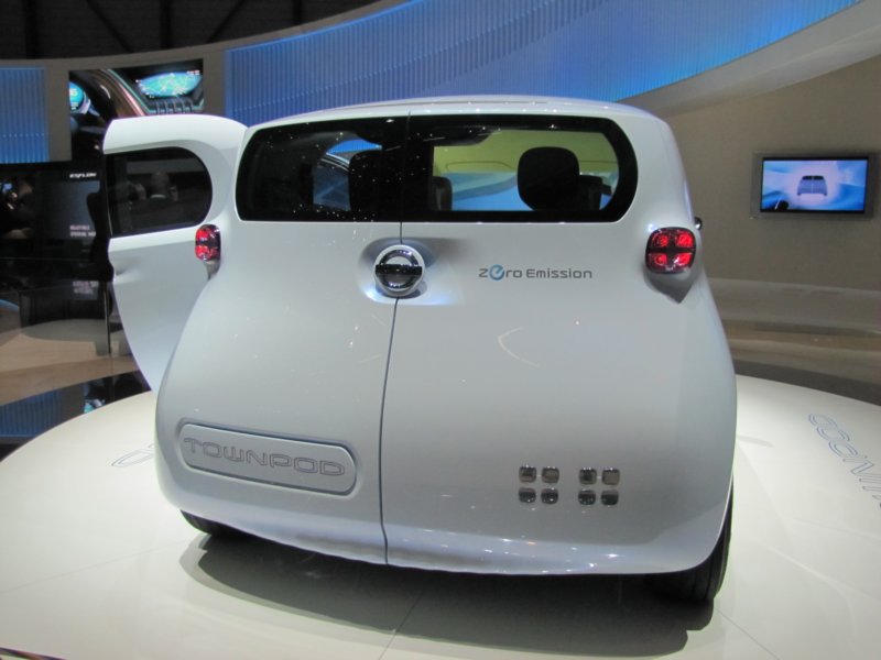 nissantownpod.jpg