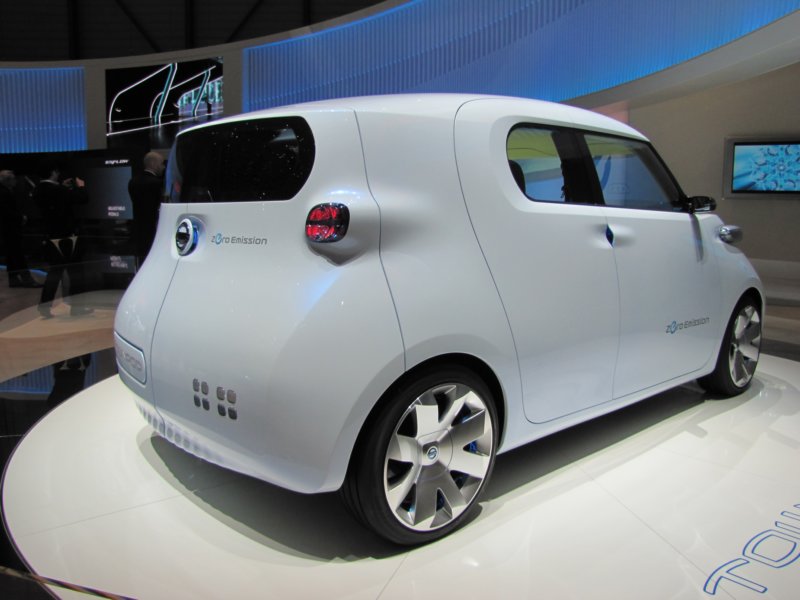 nissantownpod17.jpg