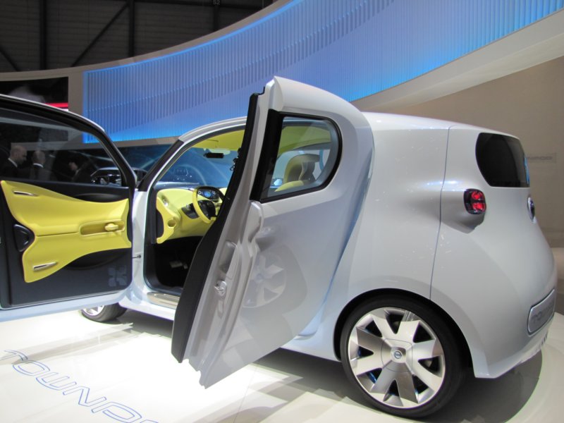 nissantownpod7.jpg