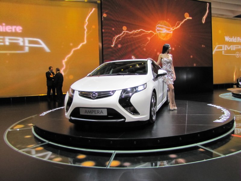 opelampera32.jpg