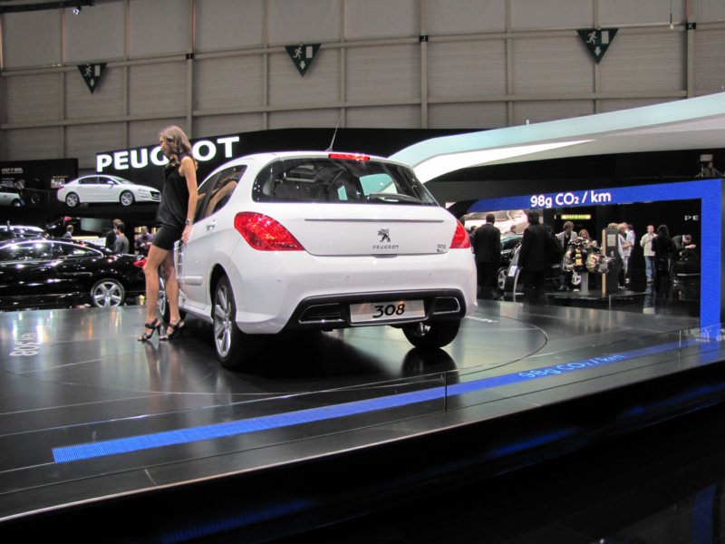 peugeot3089.jpg