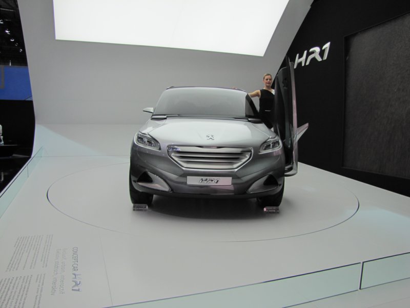 peugeothr120.jpg