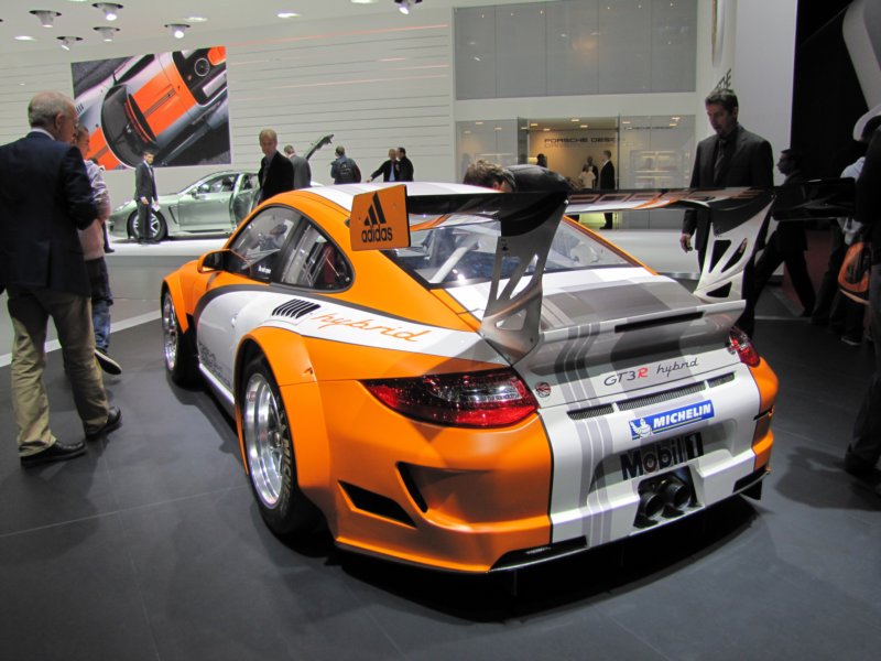 porschegt3rhybrid10.jpg