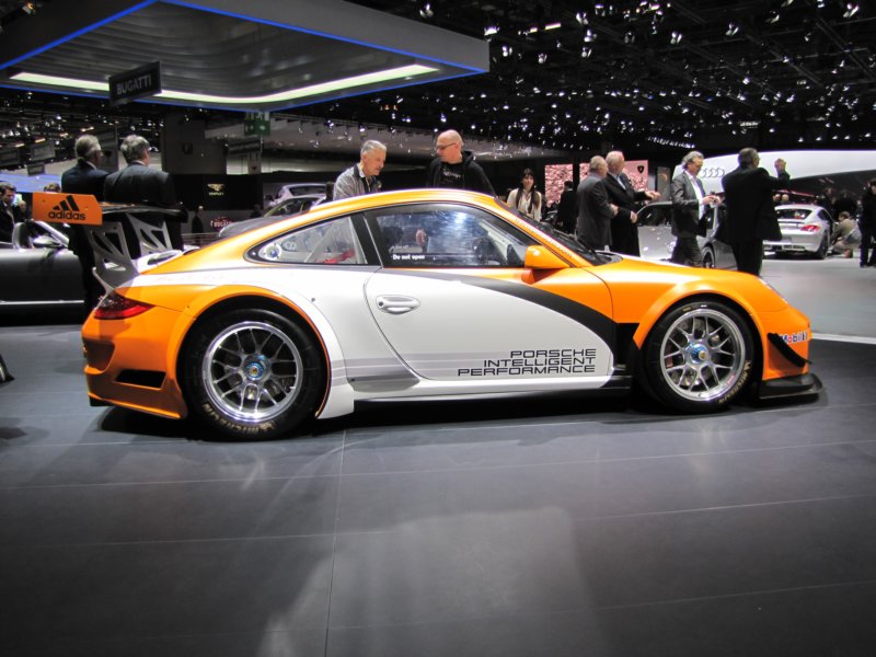 porschegt3rhybrid12.jpg