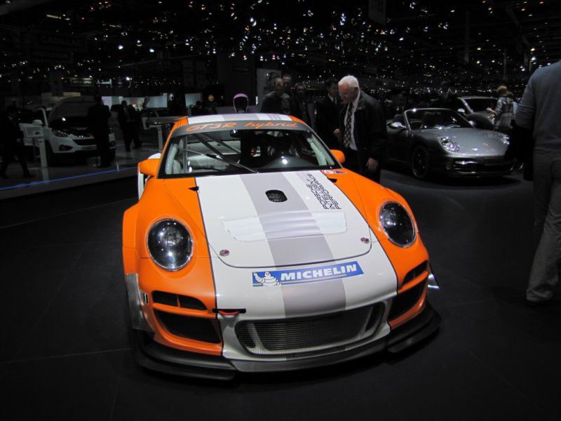 porschegt3rhybrid7.jpg