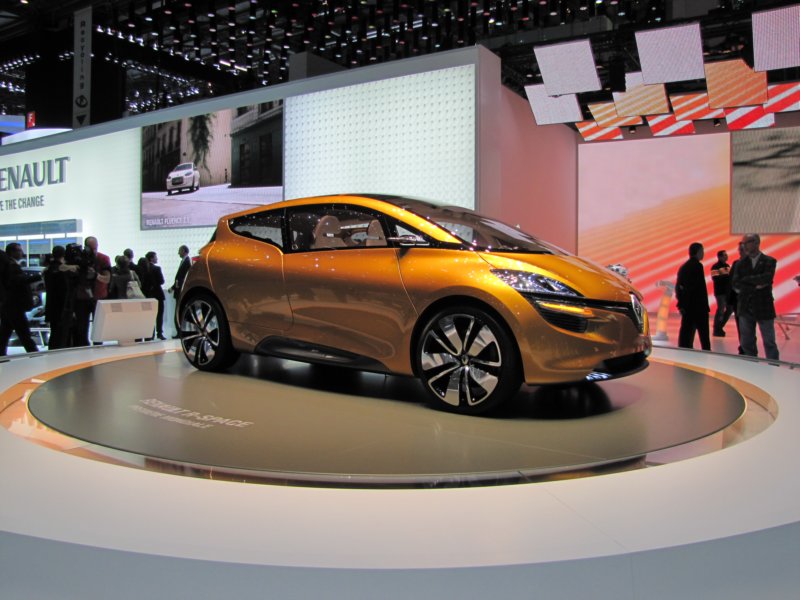 renaultrspace39.jpg