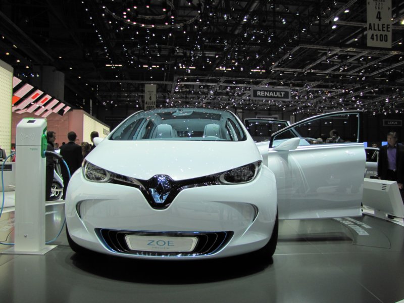 renaultzoe18.jpg