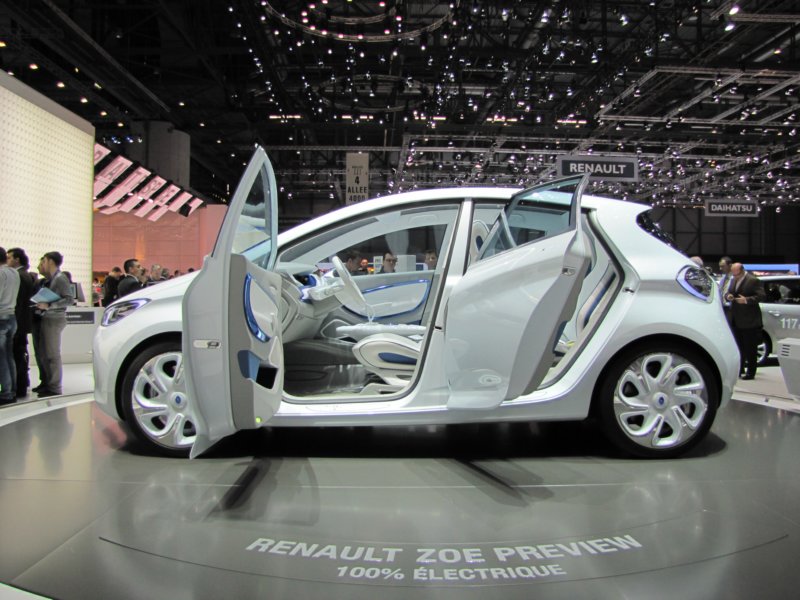 renaultzoe29.jpg