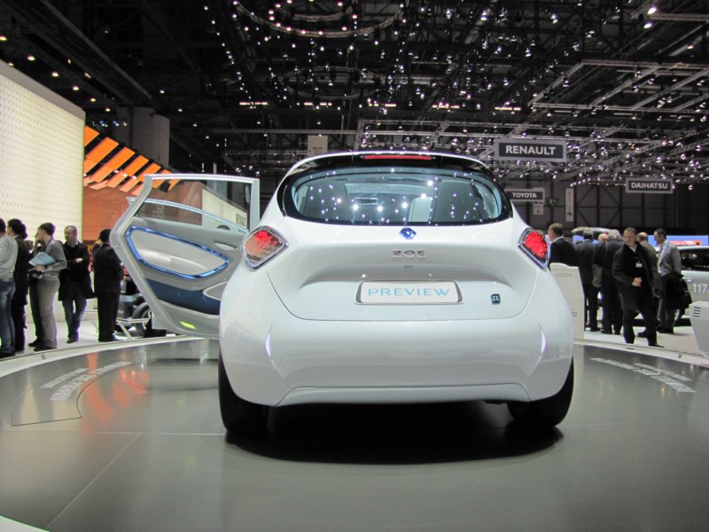 renaultzoe8.jpg