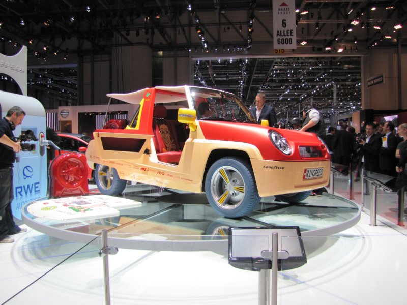 rinspeedbamboo32.jpg