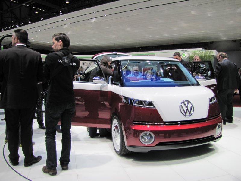 volkswagenbulliconcept51.jpg