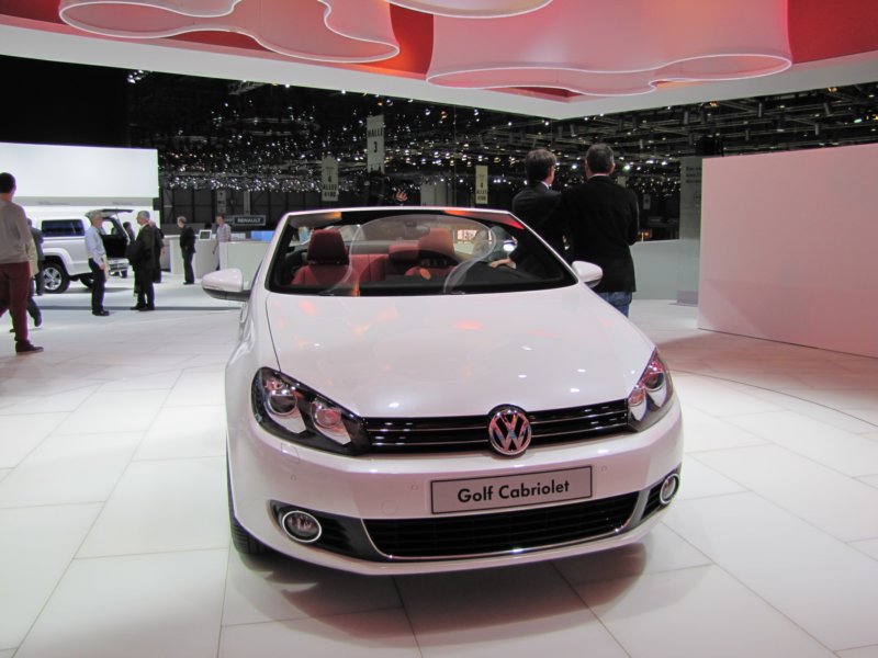 volkswagengolfcabriolet10.jpg