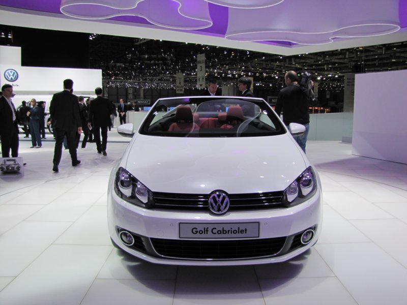 volkswagengolfcabriolet24.jpg