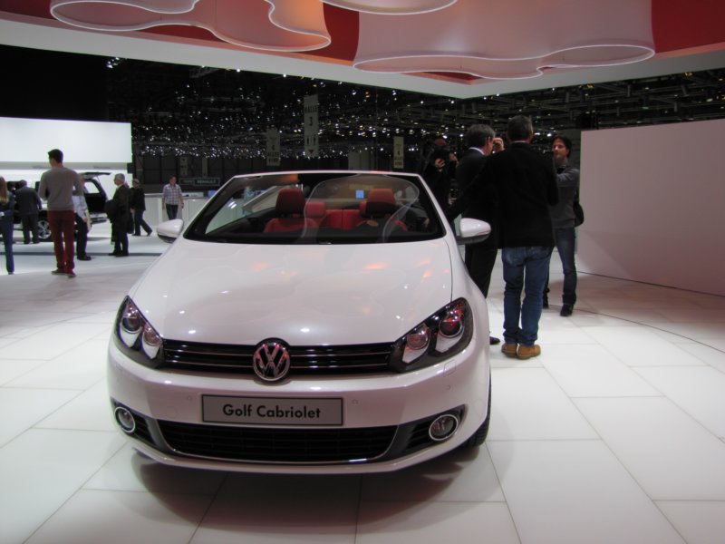 volkswagengolfcabriolet37.jpg