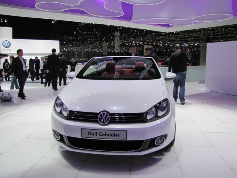 volkswagengolfcabriolet5.jpg