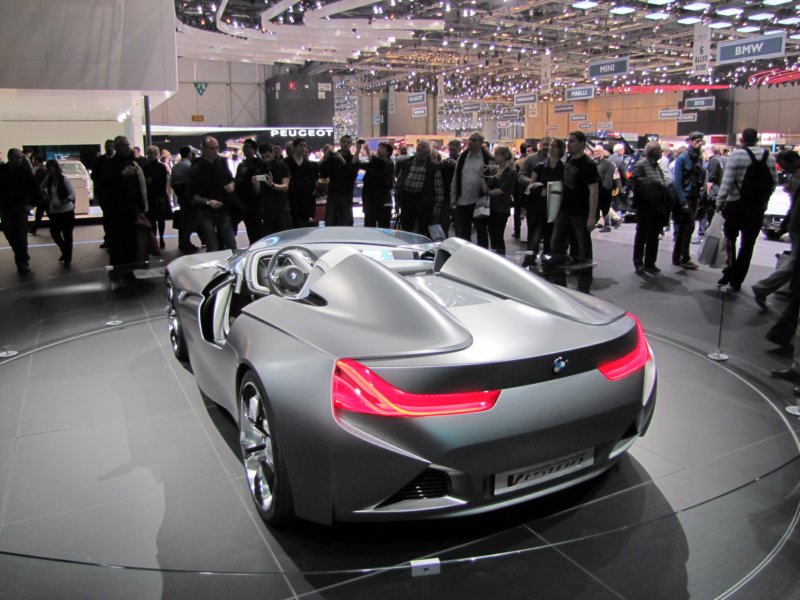 bmwvisionconnecteddrive20.jpg