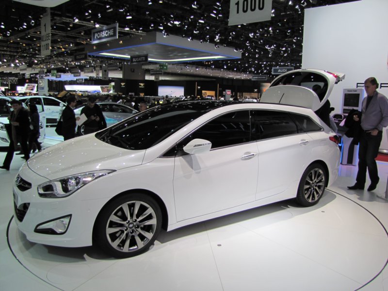 hyundaii4058.jpg