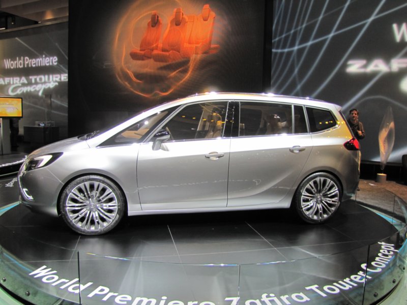 opelzafiratourer2.jpg