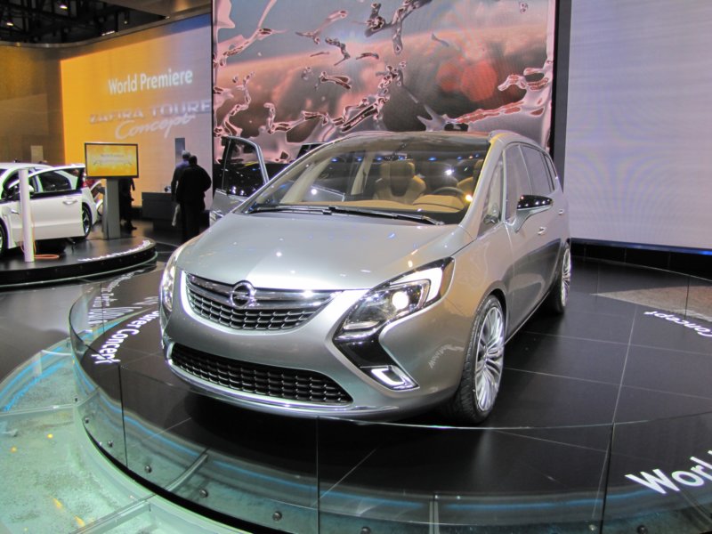 opelzafiratourer41.jpg