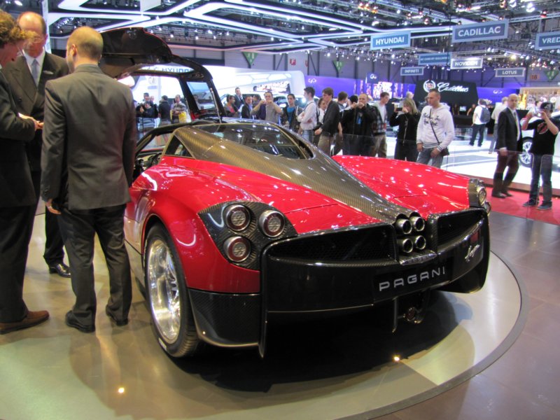 paganihuayra6.jpg
