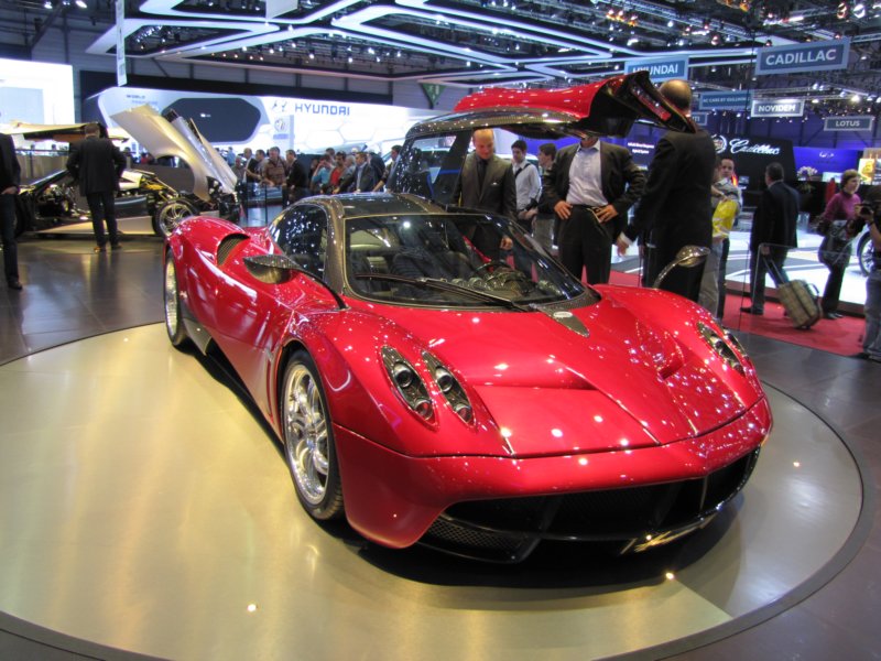 paganihuayra9.jpg