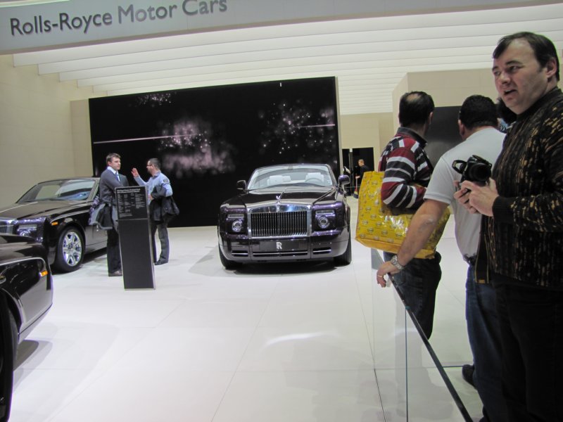 rollsroycephantomdropheadcoupspiritofecstasycentenarycollection.jpg