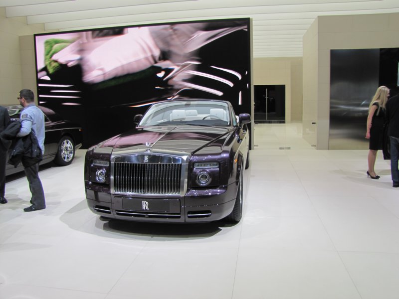 rollsroycephantomdropheadcoupspiritofecstasycentenarycollection3.jpg