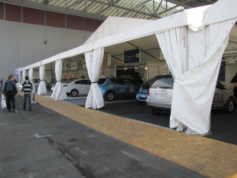 nissanleaf2.jpg