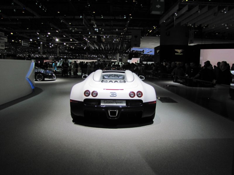 bugattiveyron164grandsport.jpg