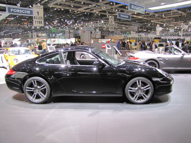 porsche911blackedition4.jpg