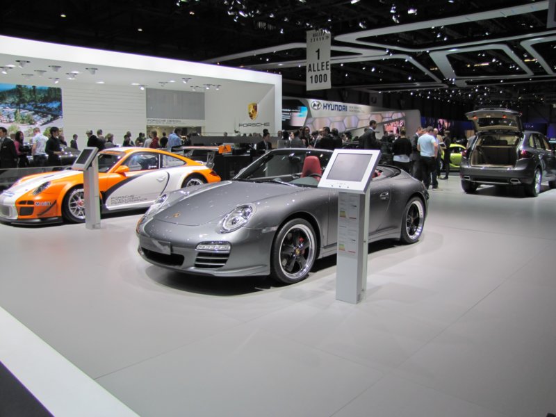 porsche911carrera4scabriolet2.jpg