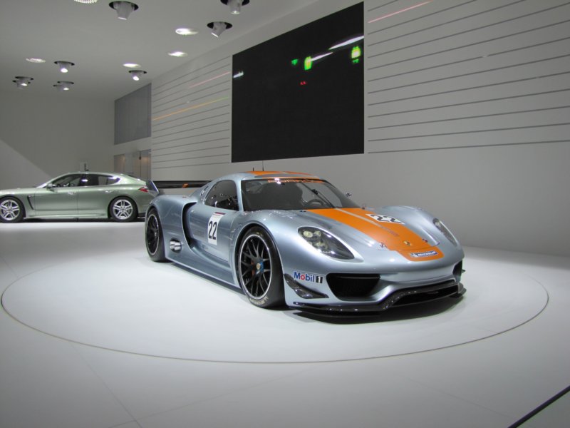porsche918rsr11.jpg